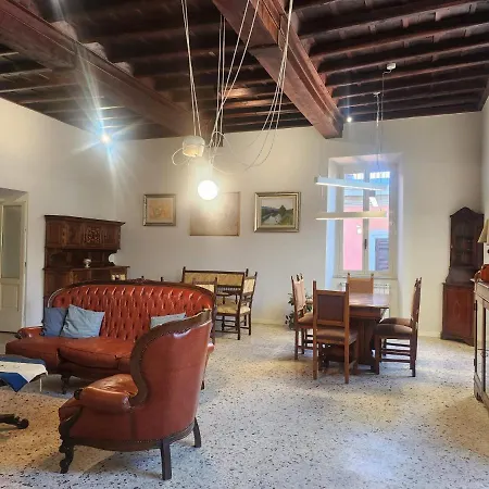 Nyaraló Palazzo Storico 